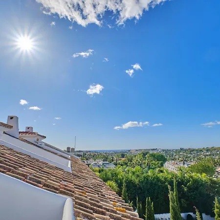 Penthouse Nueva Andalucia Apartment